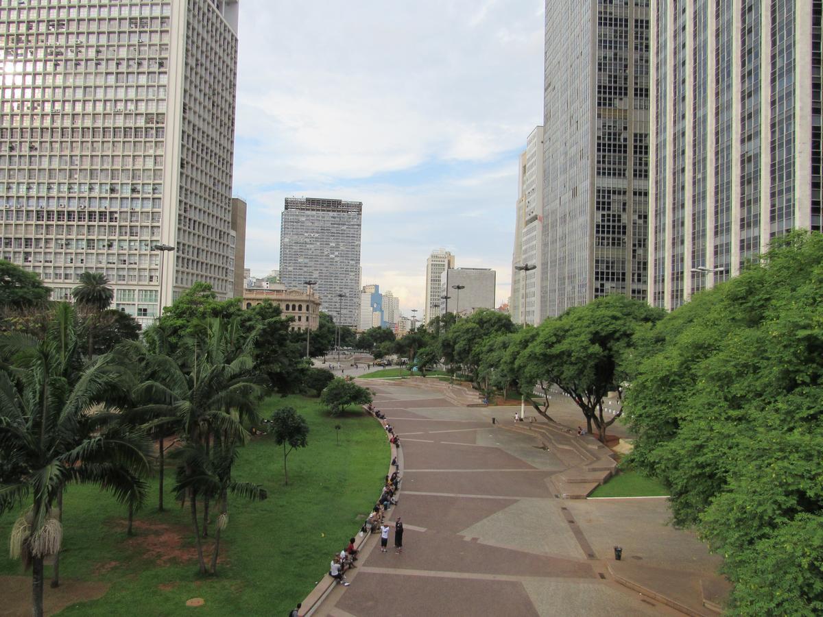 סאו פאולו Hotel Moraes A 10 Minutos Da 25 De Marco,Bras,Bom Retiro,A 2 Minutos Do Mirante Sampa Sky E Pista De Skate Anhangabau מראה חיצוני תמונה