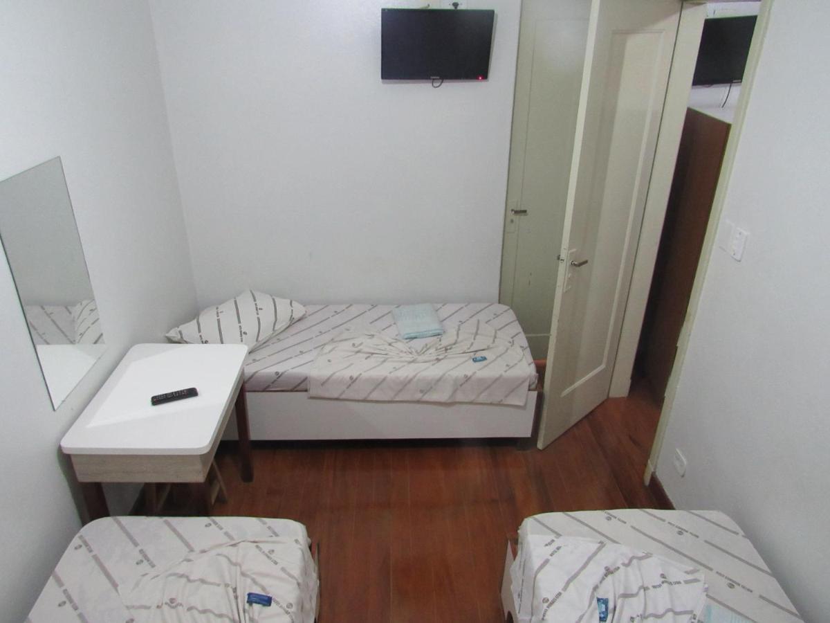 סאו פאולו Hotel Moraes A 10 Minutos Da 25 De Marco,Bras,Bom Retiro,A 2 Minutos Do Mirante Sampa Sky E Pista De Skate Anhangabau מראה חיצוני תמונה