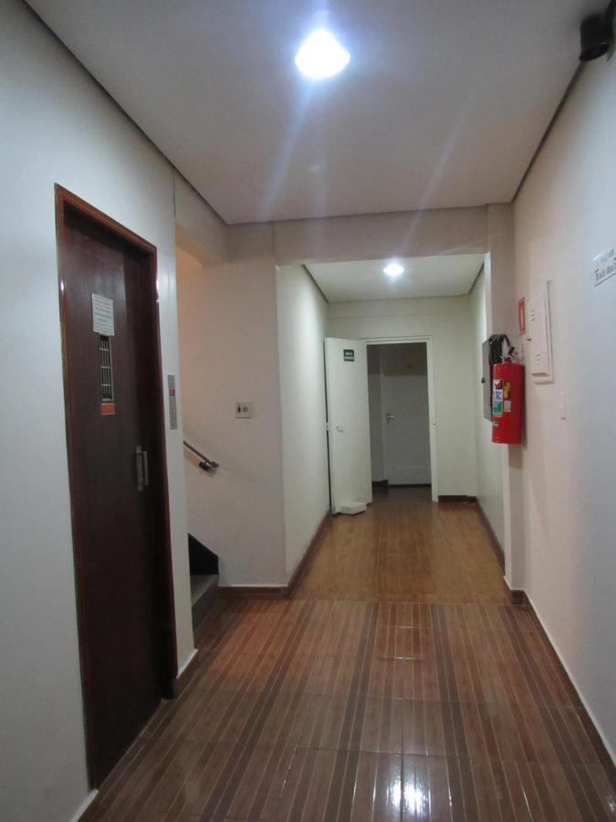 סאו פאולו Hotel Moraes A 10 Minutos Da 25 De Marco,Bras,Bom Retiro,A 2 Minutos Do Mirante Sampa Sky E Pista De Skate Anhangabau מראה חיצוני תמונה